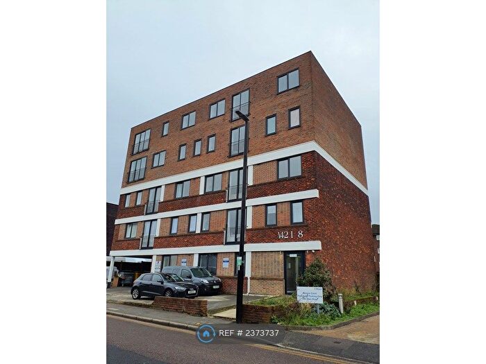 1 Bedroom Flat To Rent In Laybrook House, Sidcup, DA14