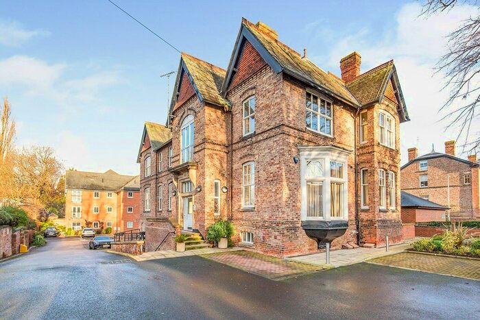 2 Bedroom Flat To Rent In Trinity Road, Darlington, County Durham, DL3