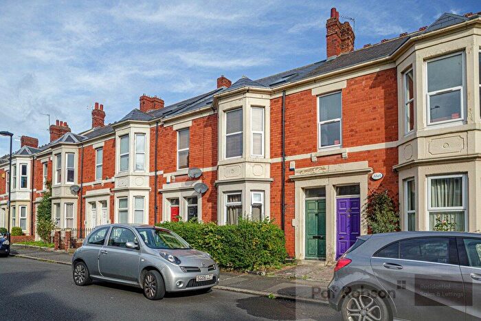 2 Bedroom Apartment To Rent In Lavender Gardens, Jesmond, Newcastle Upon Tyne, NE2