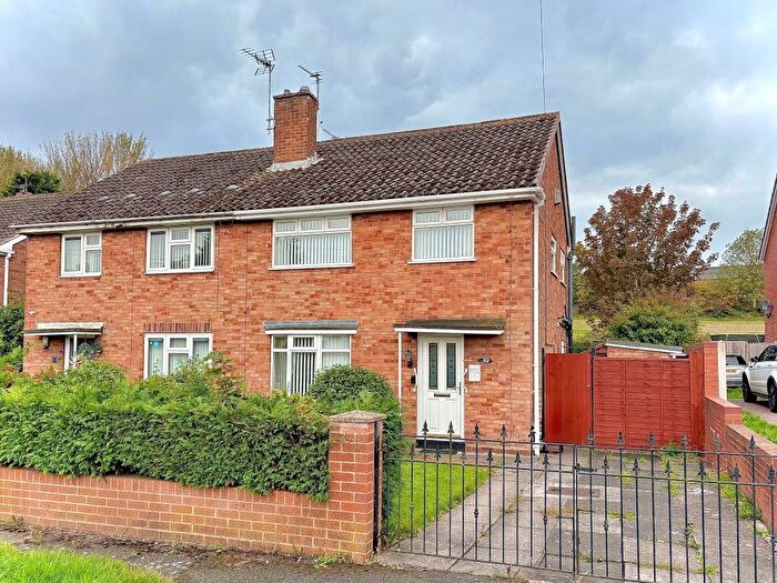 3 Bedroom Semi Detached House For Sale In Daley Road, Wolverhampton, WV14