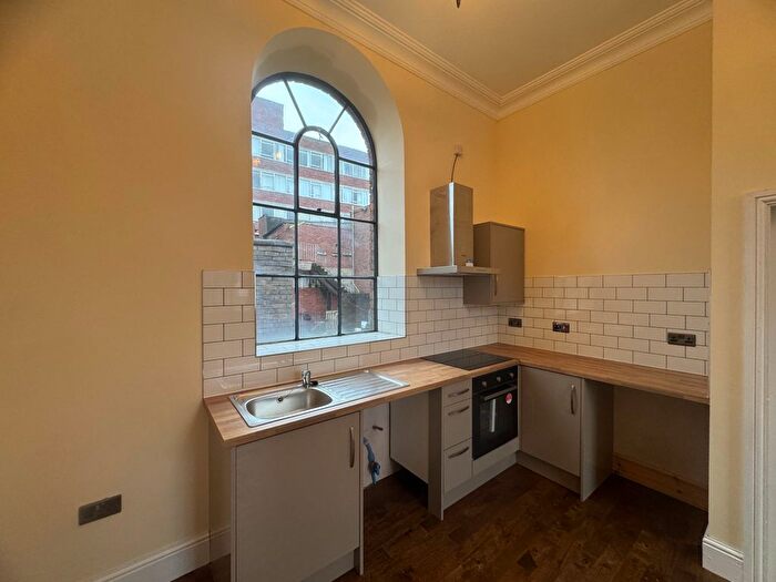 1 Bedroom Flat To Rent In Flat, A Wolverhampton Street, Dudley, DY1