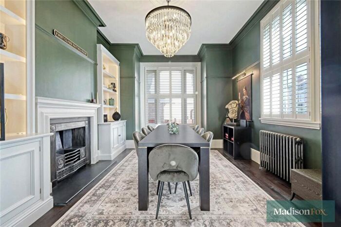 5 Bedroom Detached House To Rent In Queens Road, Buckhurst Hill, Essex, IG9
