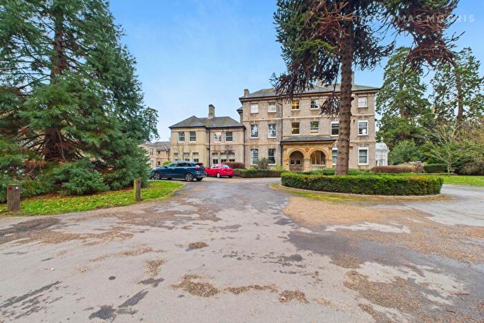 2 Bedroom Apartment For Sale In The Elms, Thicket Road, Houghton, Huntingdon, PE28