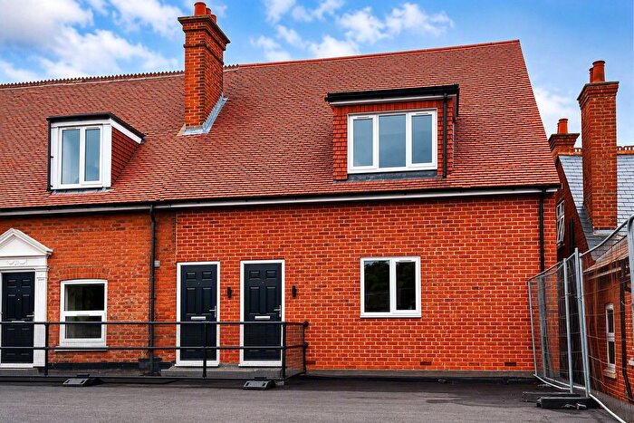 1 Bedroom Flat For Sale In Fleet Road, Fleet, Hampshire, GU51