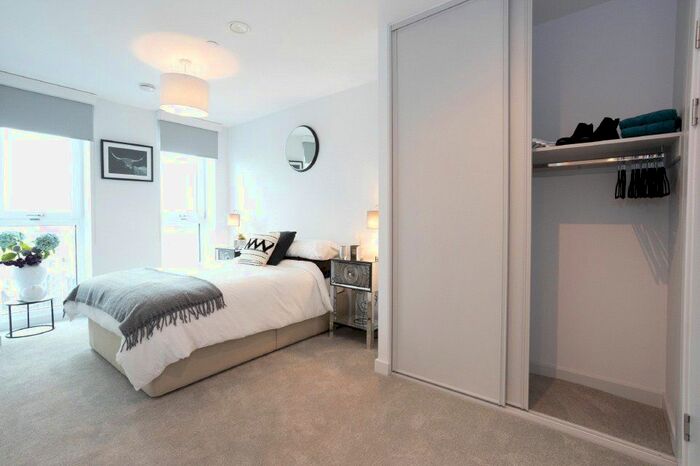 2 Bedroom Flat To Rent In Novella, Stanley Street, M3