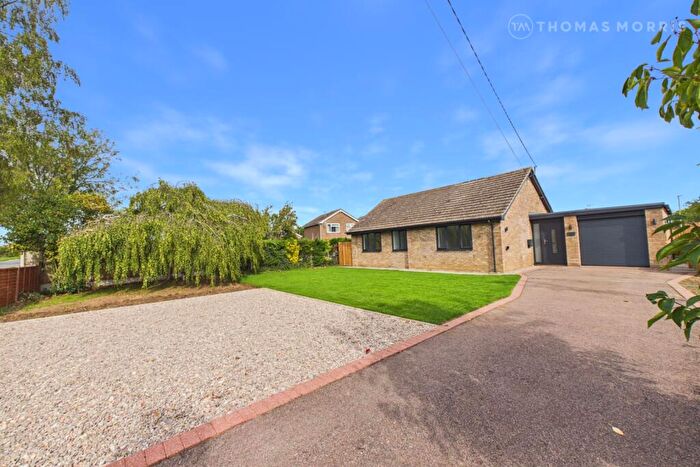 3 Bedroom Bungalow For Sale In Sun N Rise, Parkhall Road, Somersham, Huntingdon, Cambridgeshire, PE28