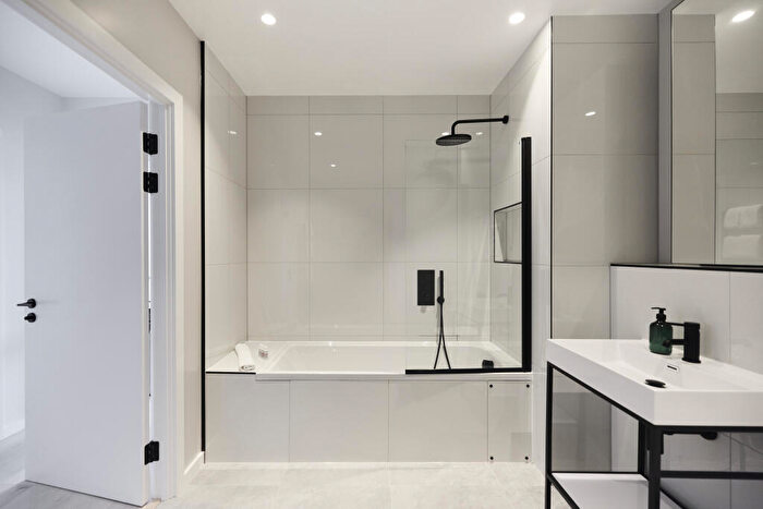 1 Bedroom Flat To Rent In Coverdale Road, London, NW2