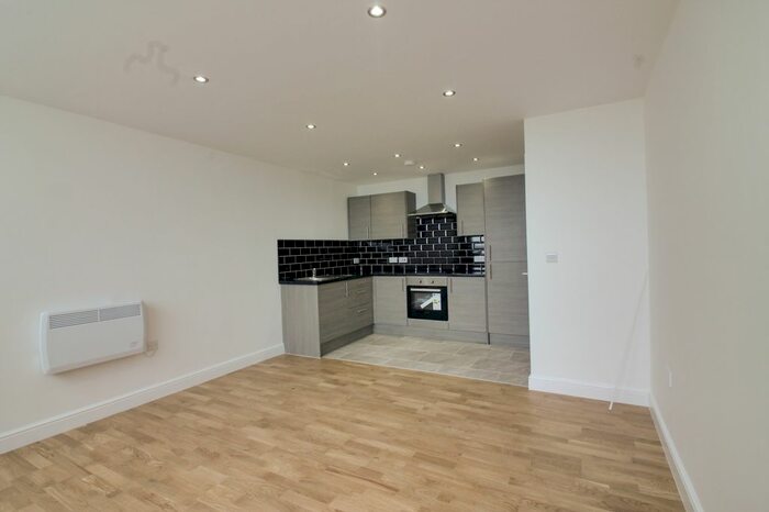 1 Bedroom Flat To Rent In York Towers, York Road, Leeds, LS9