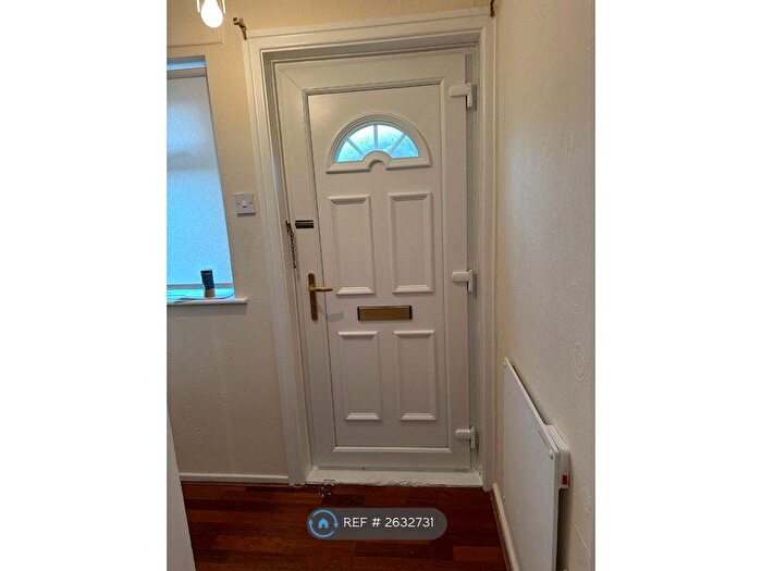 2 Bedroom Semi-Detached House To Rent In Farne Rd, Forest Hall, NE12