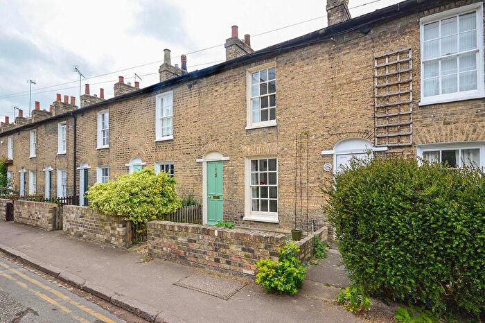 2 Bedroom Terraced House To Rent In Eden Street, Cambridge, CB1