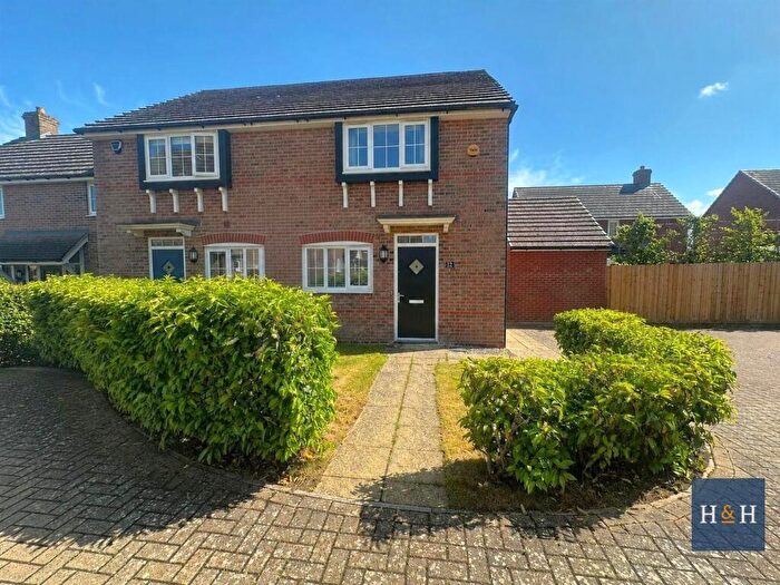 3 Bedroom End Of Terrace House To Rent In Oak Row, Brixworth -, NN6