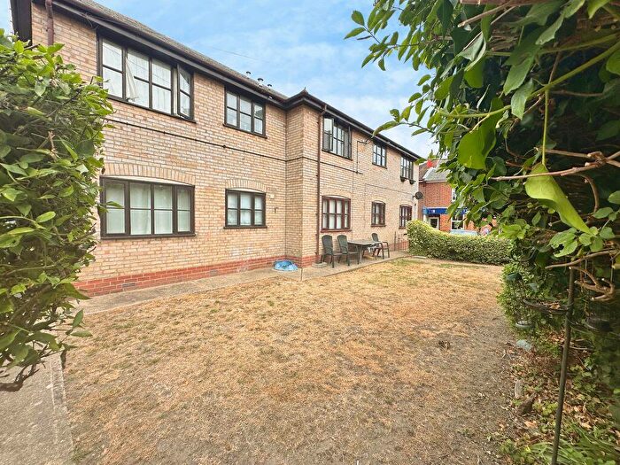 1 Bedroom Ground Maisonette For Sale In Doves Court, Brightlingsea, CO7