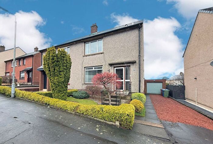 3 Bedroom Semi-Detached House For Sale In Abbotsford Drive, Laurieston, FK2