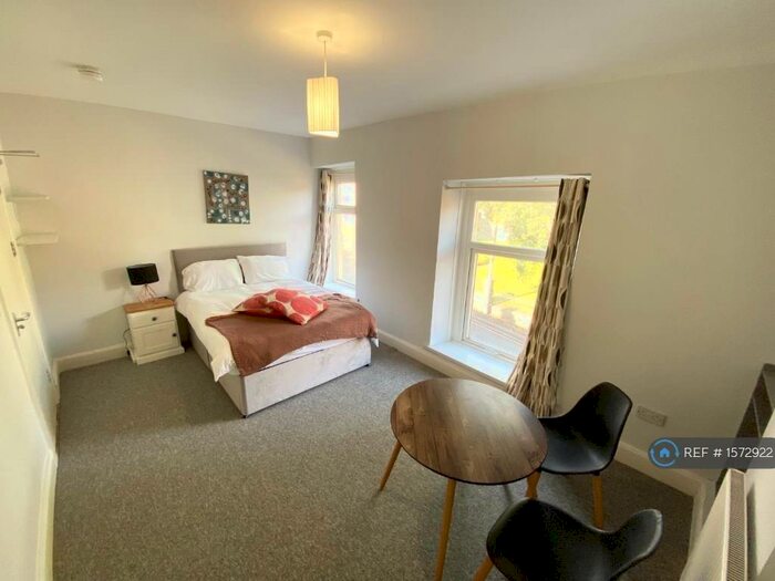 5 Bedroom Terraced House To Rent In Terrace Road, Swansea, SA1