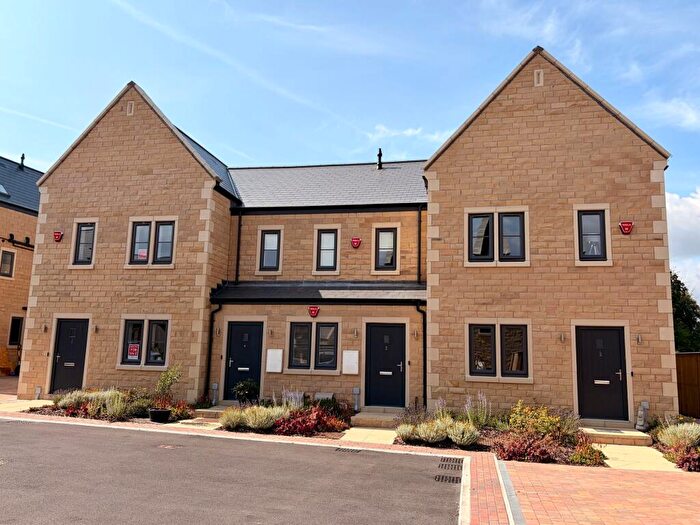1 Bedroom Apartment For Sale In Greenholme Mews, Iron Row, LS29