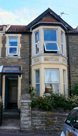 2 Bedroom Flat To Rent In Marson Road, Clevedon, BS21