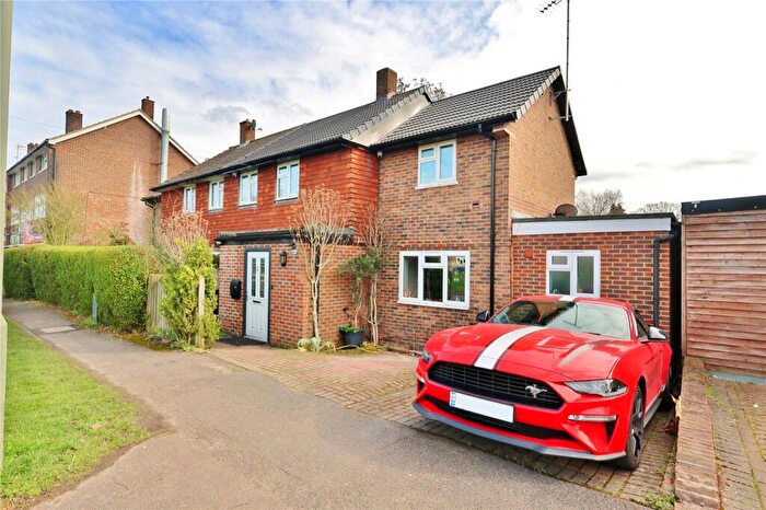 4 Bedroom Semi Detached House For Sale In Ash Road, Woking, Surrey, GU22