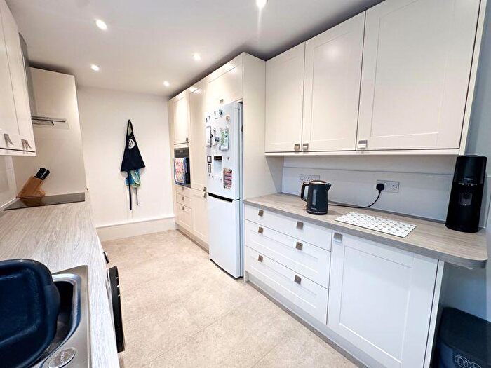3 Bedroom End Of Terrace House For Sale In Shepton Mallet, BA4