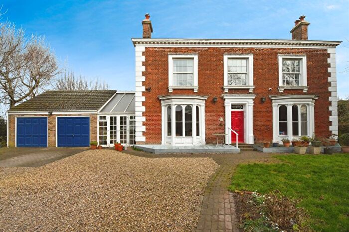 4 Bedroom Detached House For Sale In Holbeach Road, Spalding, PE12