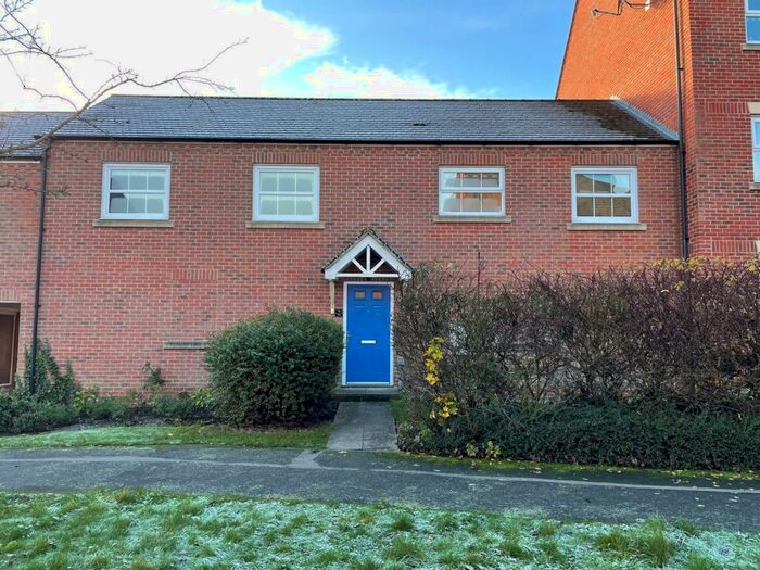 2 Bedroom Maisonette To Rent In Faulkner Drive, Bletchley, Milton Keynes, MK3