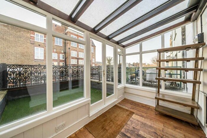 2 Bedroom Flat To Rent In Choumert Road, Peckham, SE15