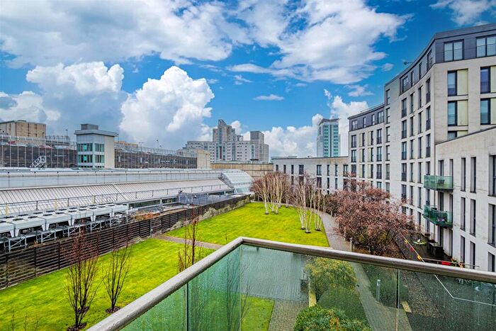 2 Bedroom Apartment To Rent In The Hayes, Cardiff City Centre, CF10