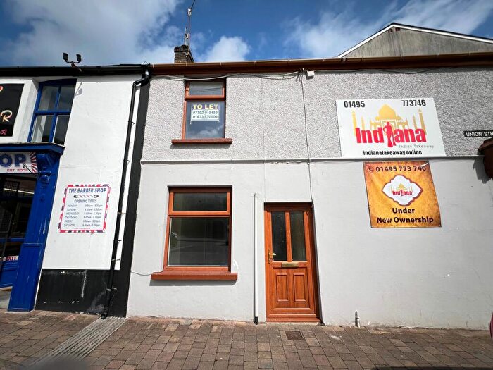 3 Bedroom Property To Rent In Union Street, Abersychan, NP4