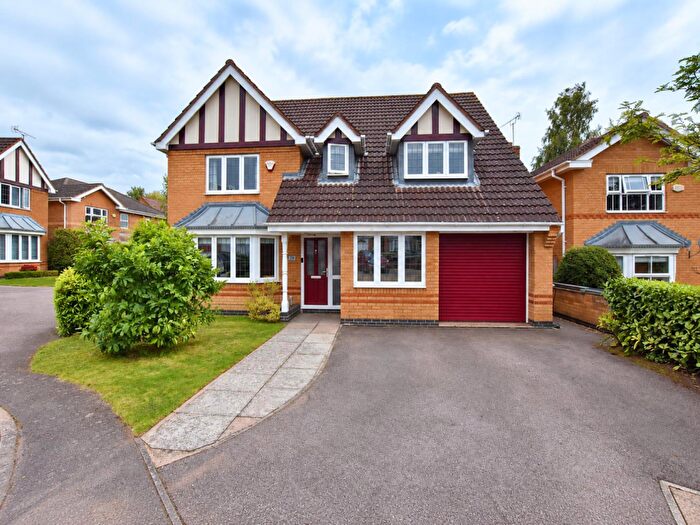 4 Bedroom Detached House For Sale In Middle Greeve, Wootton, Northampton, NN4