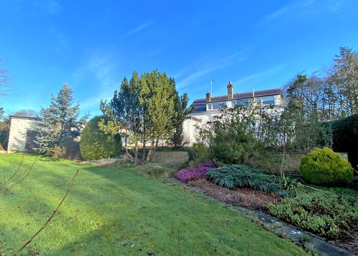 4 Bedroom Property For Sale In Back Lane, High Birstwith, Harrogate, HG3