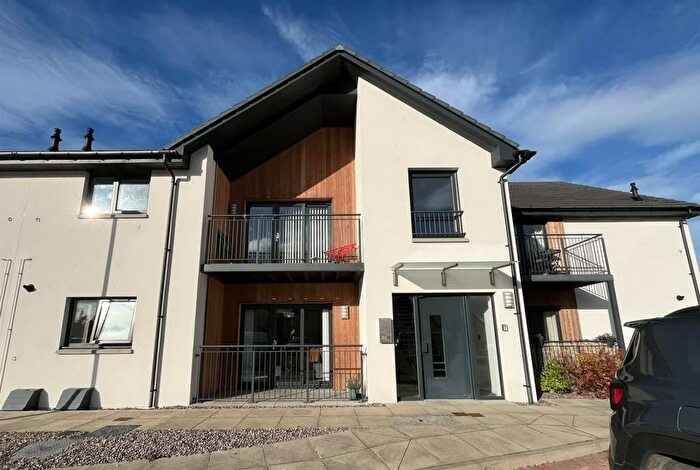 2 Bedroom Apartment For Sale In Thornhill Court, Elgin, IV30