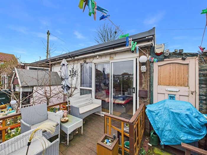 1 Bedroom Semi-Detached Bungalow For Sale In Chalet Gardens, Off Ivel Close, Mablethorpe, LN12