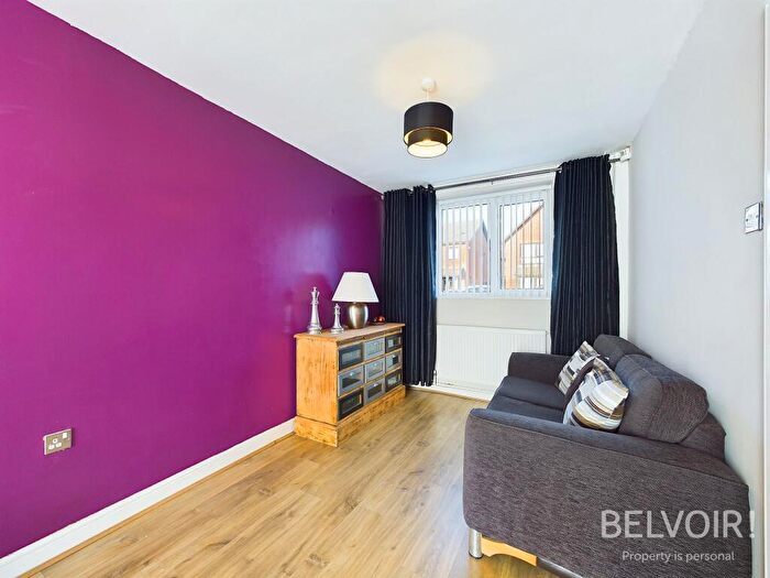 3 Bedroom End Of Terrace House For Sale In Langshaw Lea, Netherley, Liverpool, L27