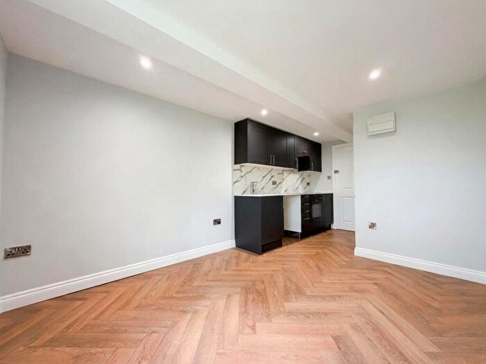 Studio To Rent In Railway Road, Newhaven, BN9