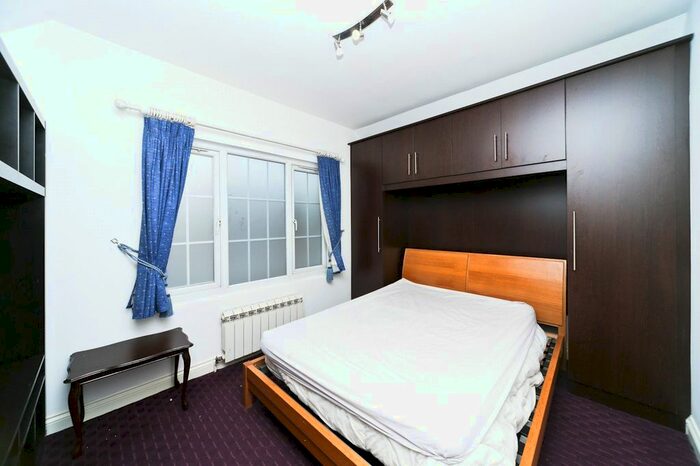 1 Bedroom Flat To Rent In Uxbridge Road, High Street, UB1