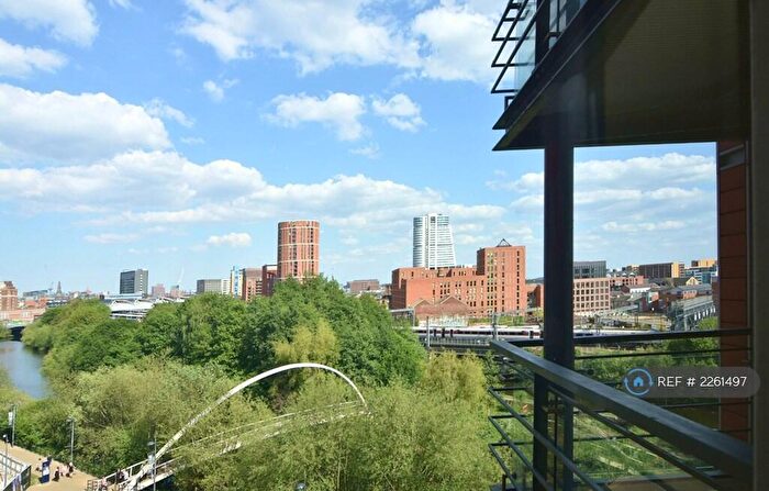 2 Bedroom Flat To Rent In Riverside Way, Leeds, LS1