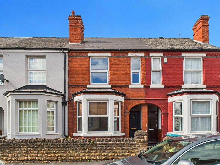 3 Bedroom Terraced House For Sale In Leslie Road, Forest Fields, Nottingham, NG7