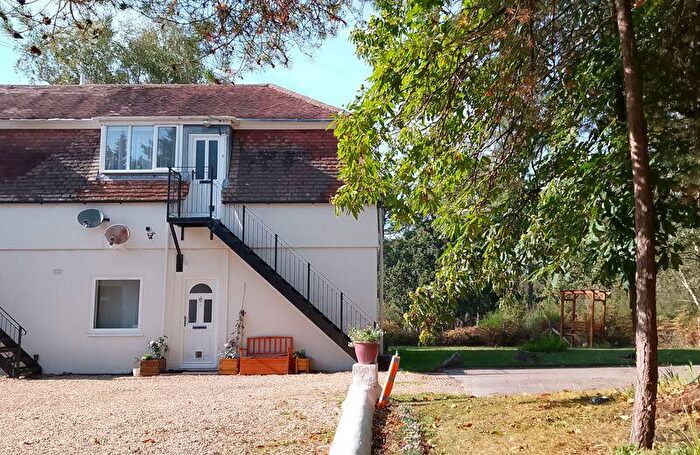 2 Bedroom Flat For Sale In Matchams Manor Farm, Matchams, BH24