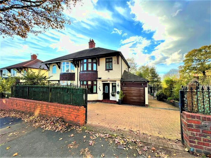 Houses for sale & to rent in ST6 7QD, Wheatfields, Bradeley And Chell
