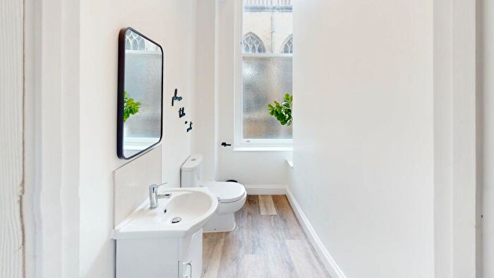 1 Bedroom House To Rent In Fitzhardinge House, Tailors Court, BS1