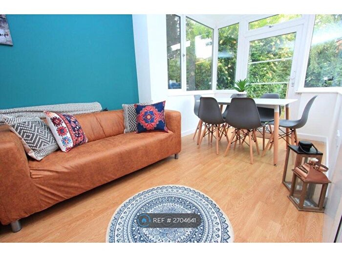 8 Bedroom Semi Detached House To Rent In Heatherdeane Road, Highfield, SO17