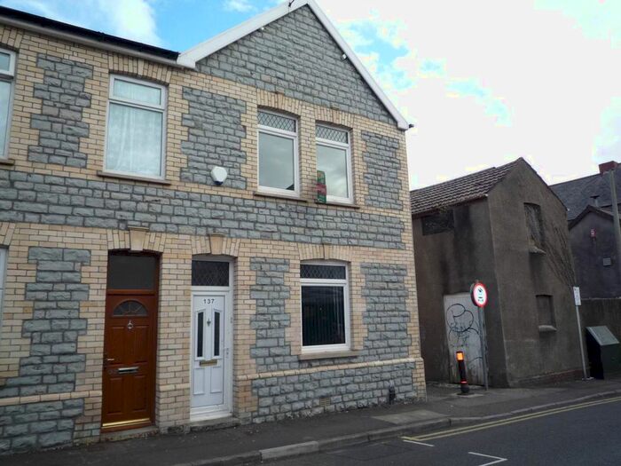 3 Bedroom Property To Rent In Merthyr Street, Barry, Vale Of Glamorgan, CF63