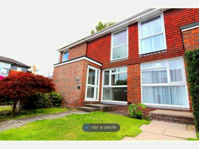 2 Bedroom Terraced House To Rent In Fotherby Court, Maidenhead, SL6