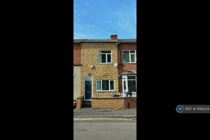 2 Bedroom Terraced House To Rent In Warren Road, Birmingham, B30