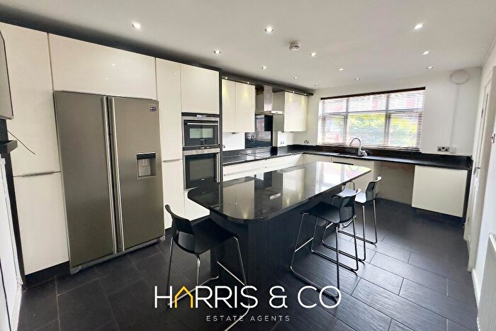 7 Bedroom Terraced House To Rent In Waterloo Road, Blackpool, FY4