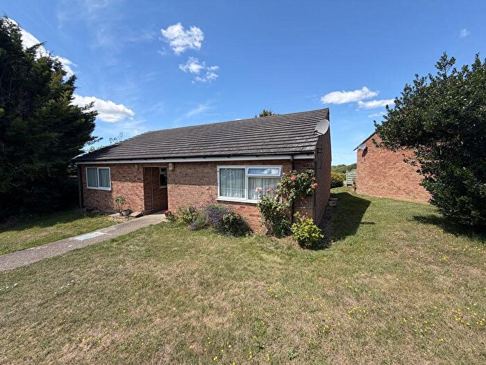 1 Bedroom Semi-Detached Bungalow For Sale In Victoria Drive, Southdowns, South Darenth, DA4