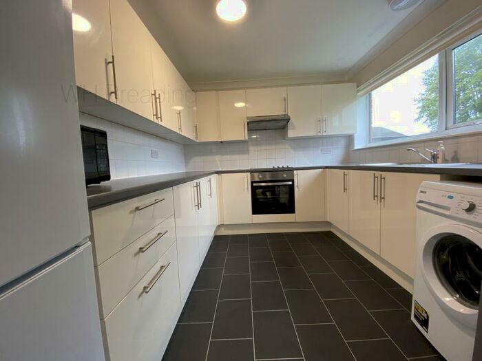 4 Bedroom Semi-Detached House To Rent In Keyworth Mews, Canterbury, CT1