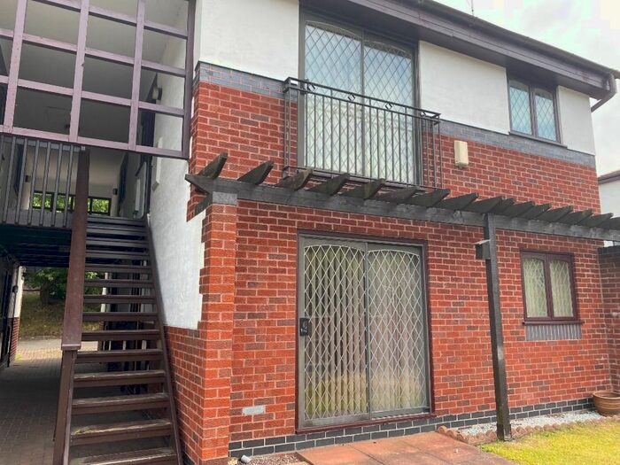 1 Bedroom Flat To Rent In Kingsley Court, Station Road, Elworth, Sandbach, CW11