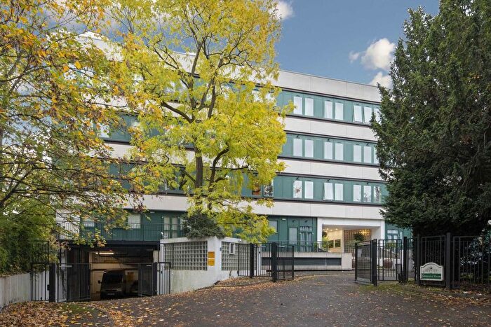 2 Bedroom Flat To Rent In Brunswick Road, Ealing, W5