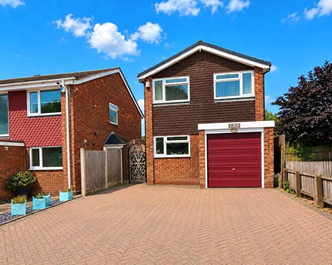 3 Bedroom Detached House For Sale In Maypole Lane, Birmingham, B14