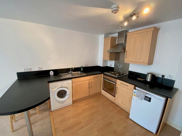 1 Bedroom Flat To Rent In Park West, City Centre, NG7